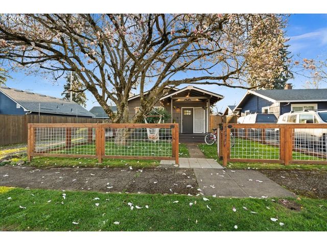 4517 Ne 85TH Ave, Portland, OR 97220