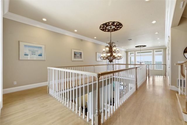 24 N PINE CIRCLE, Belleair, FL 33756