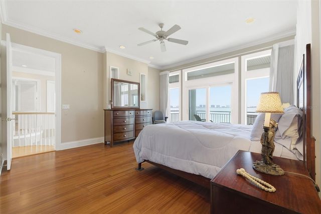 24 N PINE CIRCLE, Belleair, FL 33756