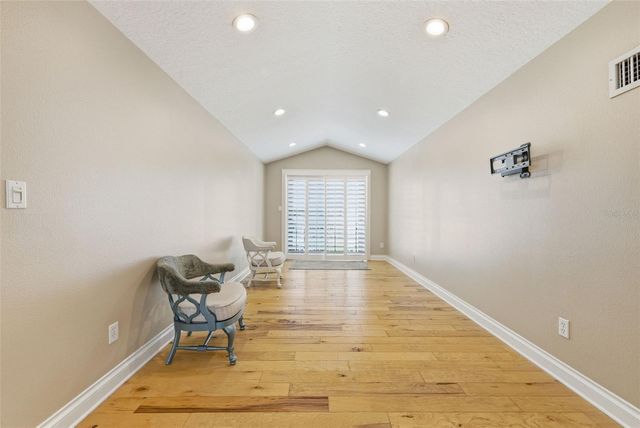 24 N PINE CIRCLE, Belleair, FL 33756