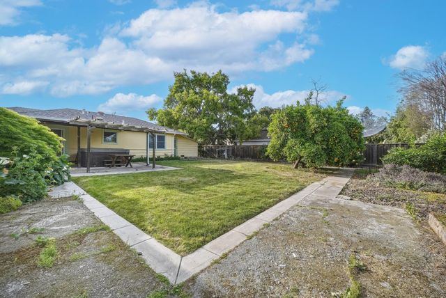 90 Victor Avenue, Campbell, CA 95008