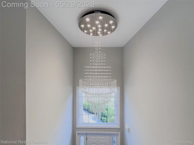 2056 Somerville, Rochester Hills, MI 48307