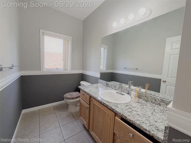 2056 Somerville, Rochester Hills, MI 48307