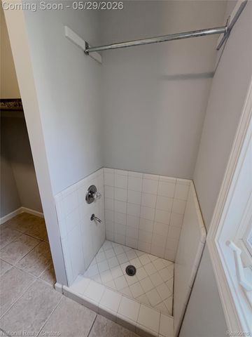 2056 Somerville, Rochester Hills, MI 48307