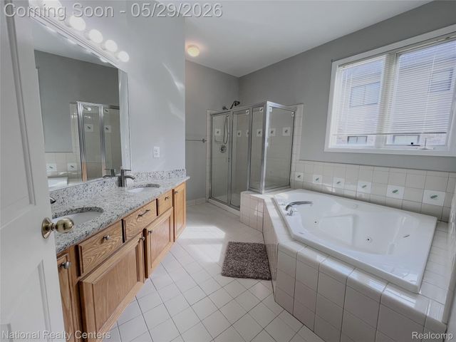 2056 Somerville, Rochester Hills, MI 48307