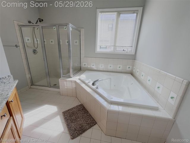 2056 Somerville, Rochester Hills, MI 48307