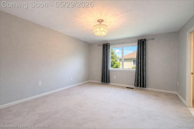 2056 Somerville, Rochester Hills, MI 48307