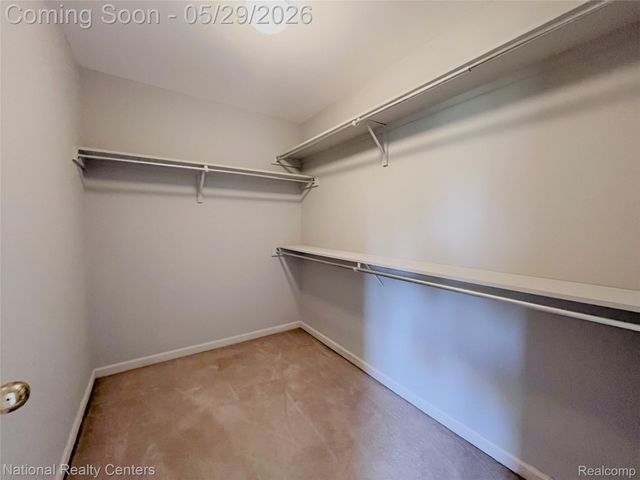 2056 Somerville, Rochester Hills, MI 48307