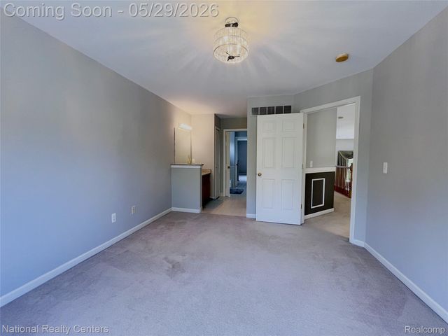 2056 Somerville, Rochester Hills, MI 48307