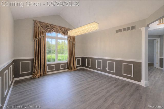 2056 Somerville, Rochester Hills, MI 48307