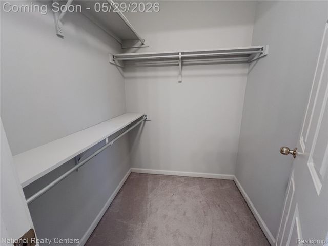 2056 Somerville, Rochester Hills, MI 48307