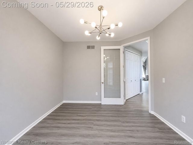 2056 Somerville, Rochester Hills, MI 48307