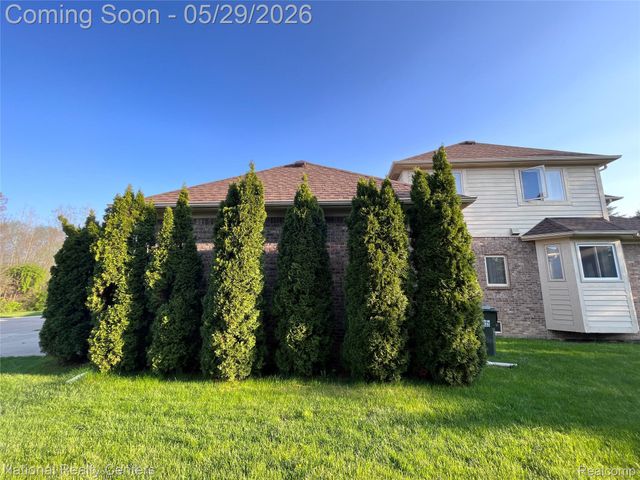 2056 Somerville, Rochester Hills, MI 48307
