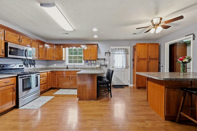146 Tucker Circle, Berea, KY 40403
