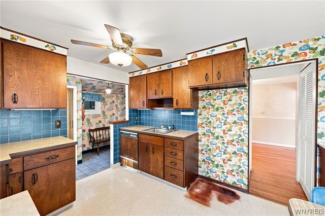 182 Bennington Road, Amherst, NY 14226