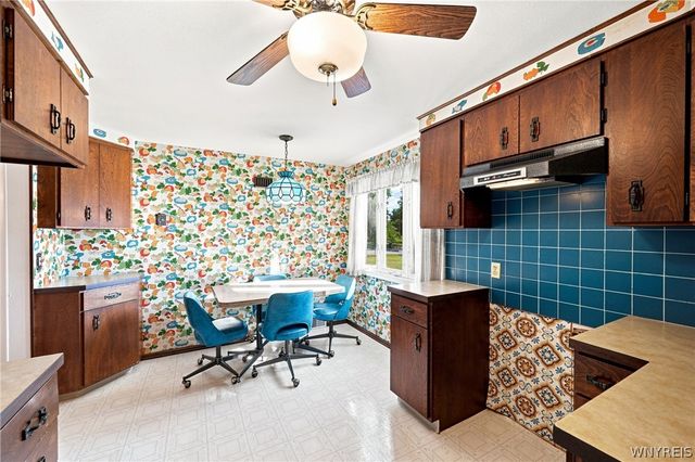 182 Bennington Road, Amherst, NY 14226