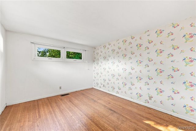 182 Bennington Road, Amherst, NY 14226