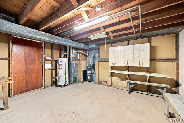 182 Bennington Road, Amherst, NY 14226