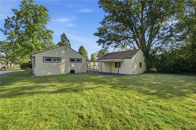 182 Bennington Road, Amherst, NY 14226