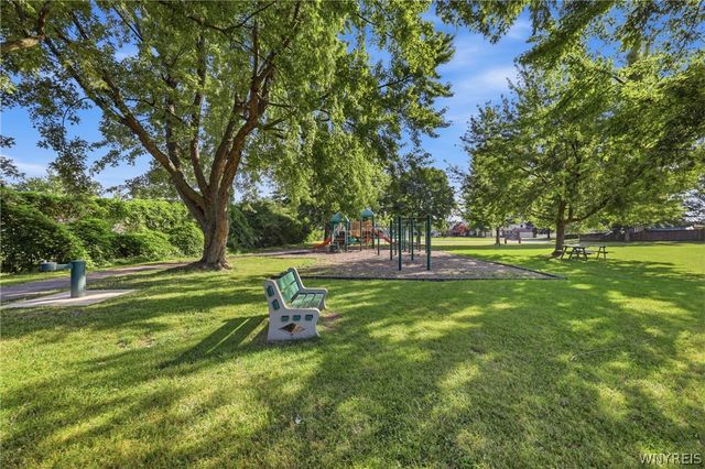182 Bennington Road, Amherst, NY 14226