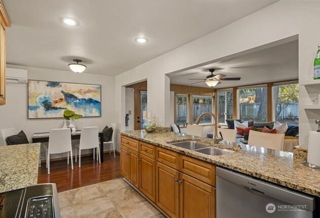 15014 54th Place W, Edmonds, WA 98026