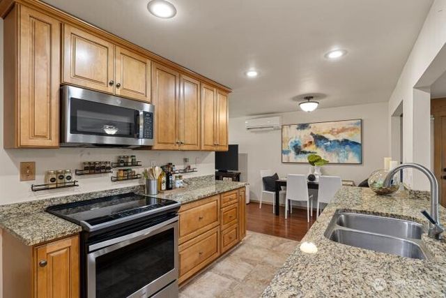 15014 54th Place W, Edmonds, WA 98026