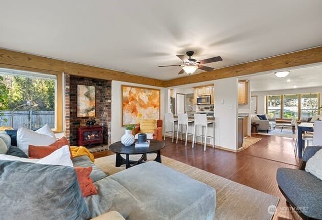 15014 54th Place W, Edmonds, WA 98026