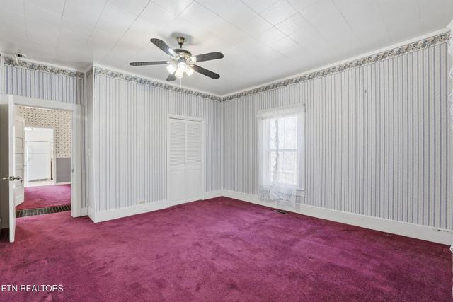 601 Kingston St, Lenoir City, TN 37771