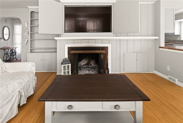 94 Newfield Drive, Greece, NY 14616