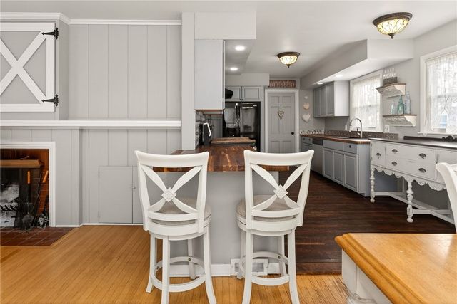 94 Newfield Drive, Greece, NY 14616