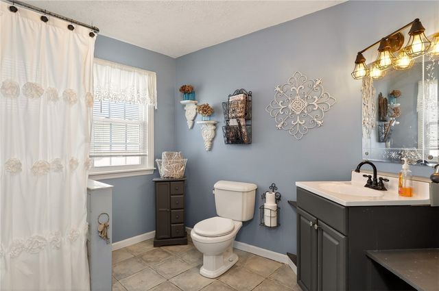 94 Newfield Drive, Greece, NY 14616