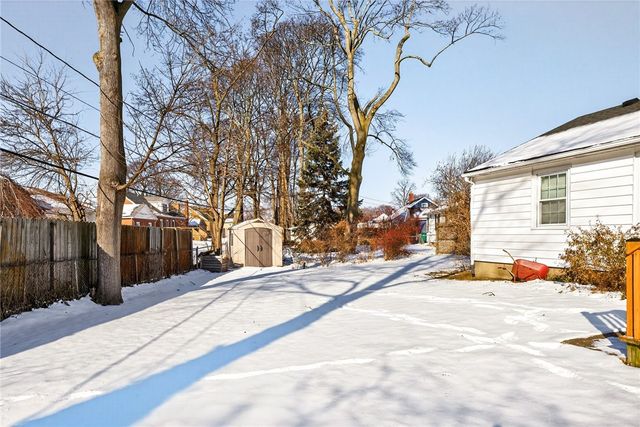 94 Newfield Drive, Greece, NY 14616