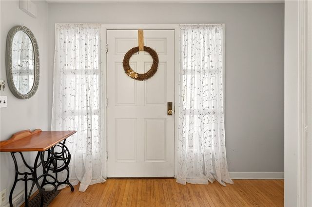 94 Newfield Drive, Greece, NY 14616