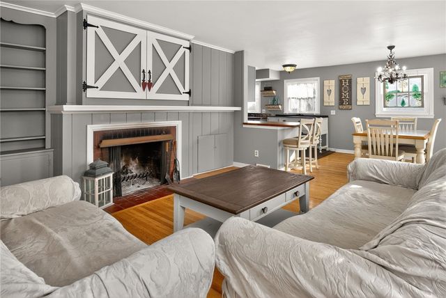 94 Newfield Drive, Greece, NY 14616