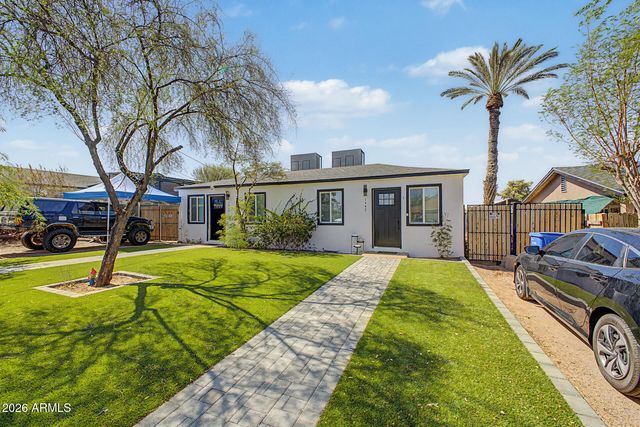 1447 E MOUNTAIN VIEW Road, Phoenix, AZ 85020