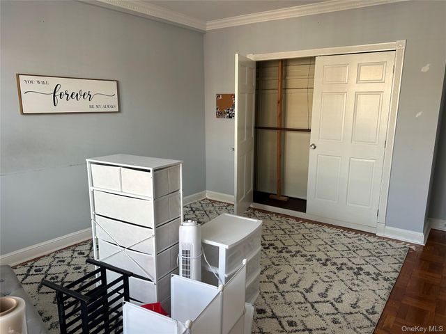230 Central Avenue 3-I, Lawrence, NY 11559