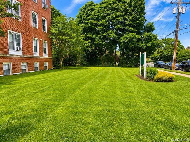 230 Central Avenue 3-I, Lawrence, NY 11559