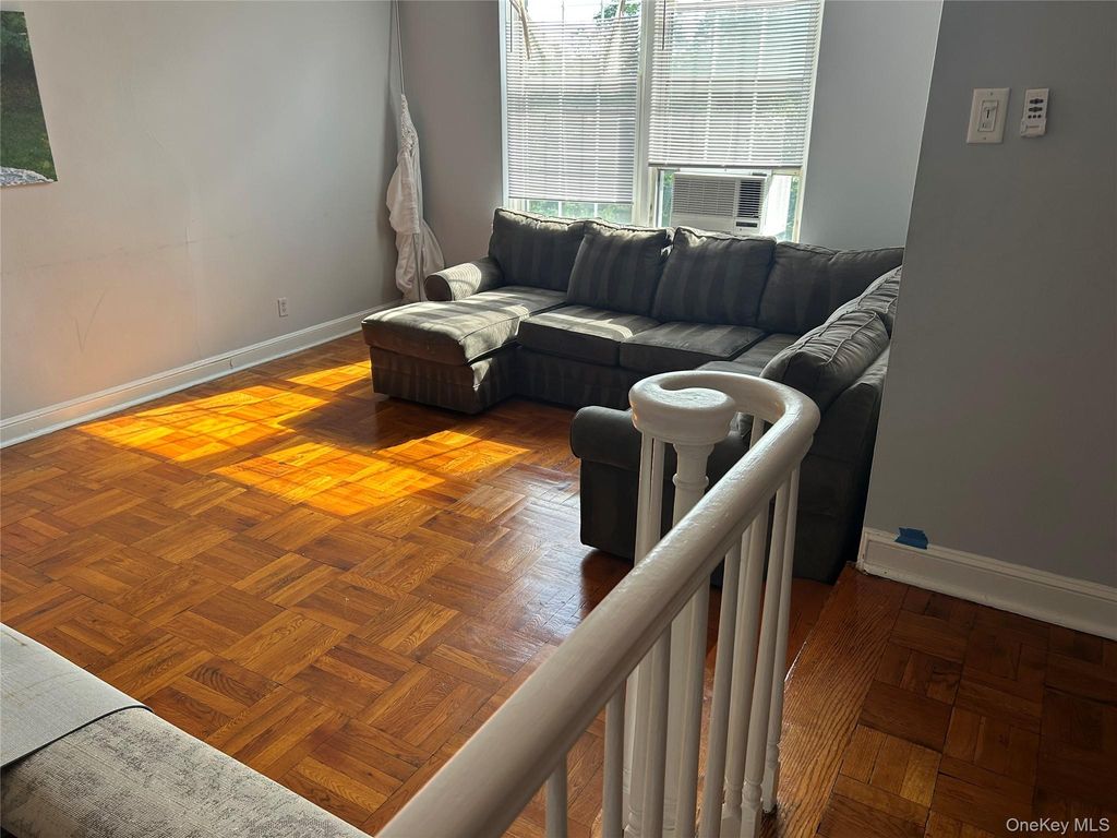 230 Central Avenue 3-I, Lawrence, NY 11559 — photo 5