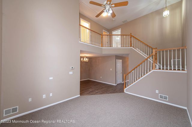 28 Picket Place, Freehold, NJ 07728