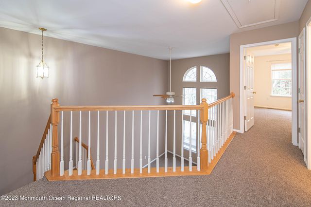 28 Picket Place, Freehold, NJ 07728