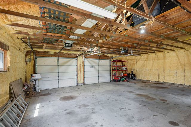 105 Morningside Drive, Lakemoor, IL 60051