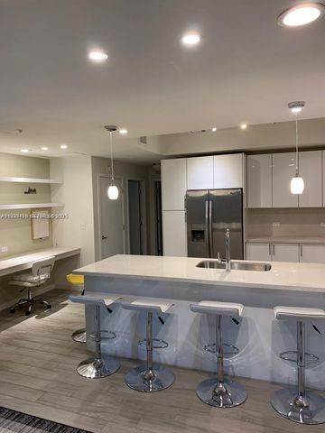 999 SW 1st Ave 1216, Miami, FL 33130