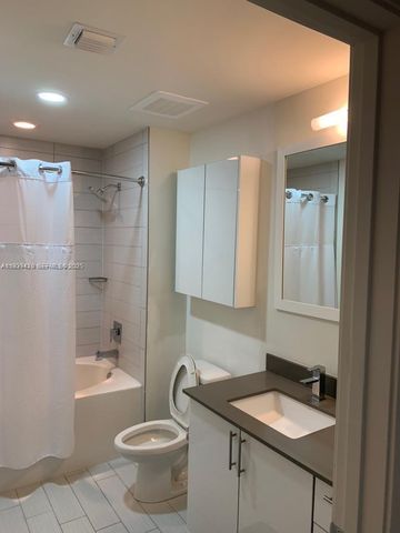 999 SW 1st Ave 1216, Miami, FL 33130