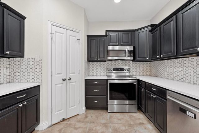 4816 Club View Circle, Mesquite, TX 75150