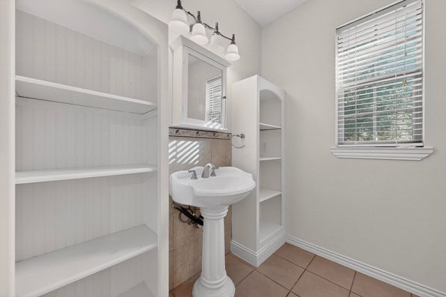 4816 Club View Circle, Mesquite, TX 75150