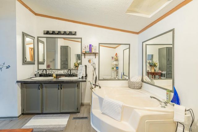 880 St Rt 137, Winchester, OH 45697