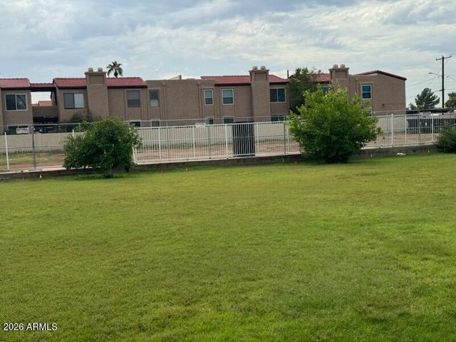 2338 N 52ND Street Apt A, Phoenix, AZ 85008
