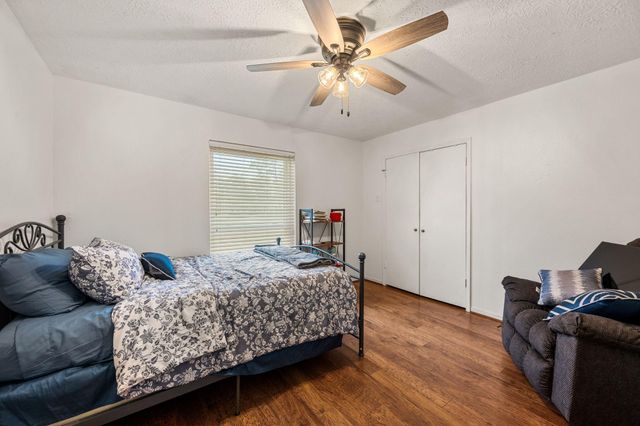 2415 Whispering Springs Drive, Spring, TX 77373