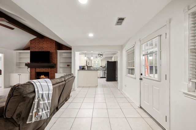 2415 Whispering Springs Drive, Spring, TX 77373
