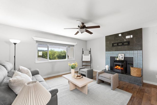 3511 Chelsea Rd, Cameron Park, CA 95682